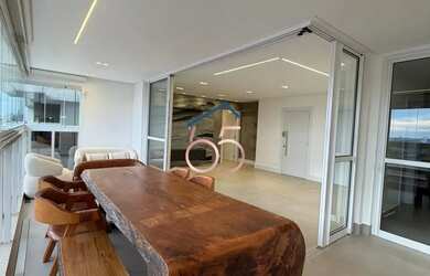 Imagem: O apartamento possui 3 Dormitórios, 4 Banheiros, 3 Vagas na