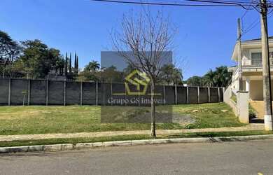 Imagem: O terreno possui 10m² de Área e está localizado em Loteamento