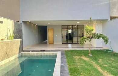 Imagem 7: Sobrado para venda com 217 metros quadrados com 4 quartos