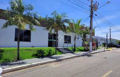 Imagem: A casa em condomínio possui 2 Dormitórios, 1 Banheiro, 2 Vagas