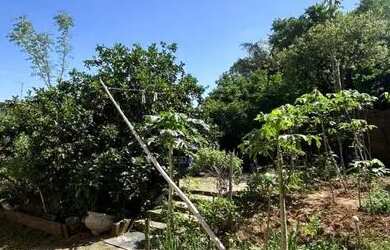 Imagem: A casa possui 5 Dormitórios, 3 Banheiros, 2 Vagas na garagem