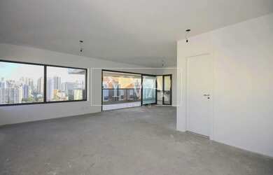 Imagem 10: Novo com espaçosa varanda gourmet integrada no Campo Belo