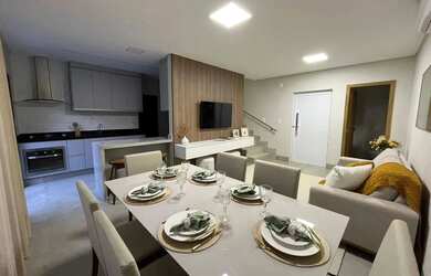 Imagem: A casa possui 3 Dormitórios, 4 Banheiros, 153m² de Área e