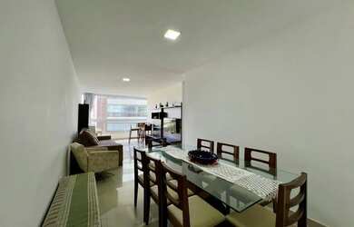 Imagem: O apartamento possui 3 Dormitórios, 2 Banheiros, 2 Vagas na