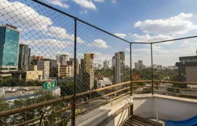 Imagem 2: Cobertura com ótima localização e posição solar