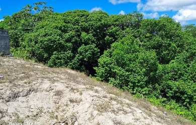 Imagem: O terreno possui 957m² de Área e está localizado em Matapoã