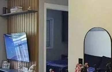 Imagem: O apartamento possui 2 Dormitórios, 1 Banheiro, 1 Vaga na garagem