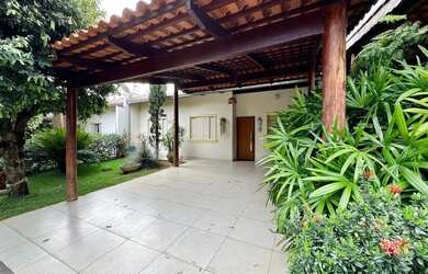 Imagem: A casa em condomínio possui 3 Dormitórios, 2 Banheiros, 3