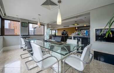 Imagem 10: Apartamento de luxo, mobiliado, com 201m² de área privativa, de 3 dormitórios,...