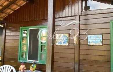 Imagem 2: GUARATIBA, ORLA 23 IMOBILIÁRIA Bela casa com jardim