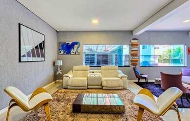 Imagem: O studio possui 1 Dormitório, 1 Banheiro, 2 Vagas na garagem