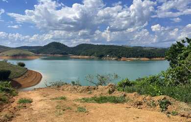 Imagem: O terreno possui 5000m² de Área e está localizado em Centro