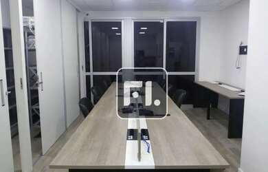 Imagem: O depósito possui 2 Vagas na garagem, 96m² de Área, Imóvel