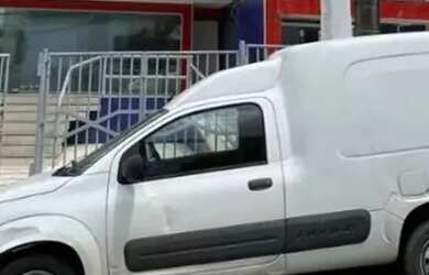 Imagem: O depósito possui 5 Vagas na garagem e 1400m² de Área e está