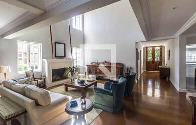 Imagem: Casa à Venda - Alphaville, 4 Quartos, 645 m2