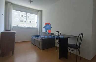 Imagem: O apartamento possui 2 Dormitórios, 1 Banheiro, 1 Vaga na garagem