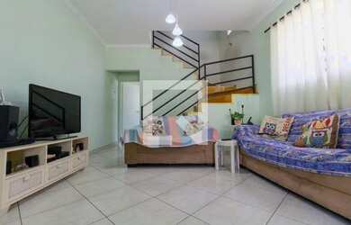 Imagem: A casa possui 3 Dormitórios, 3 Banheiros, 150m² de Área