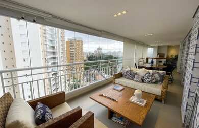 Imagem: O apartamento possui 3 Dormitórios, 4 Banheiros, 2 Vagas na