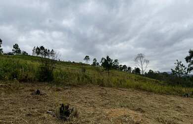 Imagem 5: Lote/Terreno para venda com 600 metros quadrados em Centro - Nazaré Paulista - SP