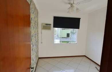 Imagem: A casa em condomínio possui 2 Dormitórios, 3 Banheiros, 1