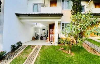 Imagem: A casa em condomínio possui 3 Dormitórios, 3 Banheiros, 2