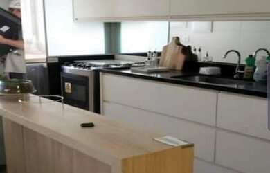 Imagem: O apartamento possui 2 Dormitórios, 2 Banheiros, 57m² de Área