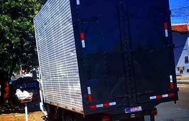 Imagem: O apartamento possui 3 Dormitórios, 2 Banheiros e está localizado