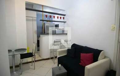 Imagem: O apartamento possui 1 Dormitório, 1 Banheiro e 33m² de Área