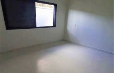 Imagem: A casa possui 3 Dormitórios, 4 Banheiros, 4 Vagas na garagem