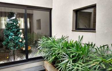 Imagem 4: Casa Villaggio I. 218m² de Área, 4 Vagas na garageme3 Dormitórios