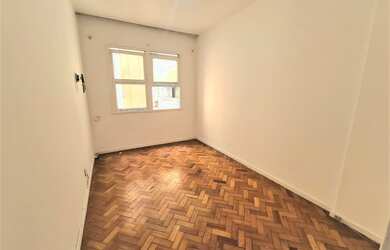 Imagem: A kitnet possui 1 Dormitório, 1 Banheiro, 25m² de Área e