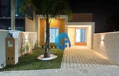 Imagem: A casa em condomínio possui 3 Dormitórios, 1 Banheiro, 2 Vagas