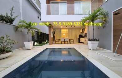 Imagem: A casa em condomínio possui 4 Dormitórios, 4 Banheiros, 2