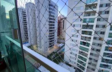 Imagem: O apartamento possui 4 Dormitórios, 3 Banheiros, 2 Vagas na