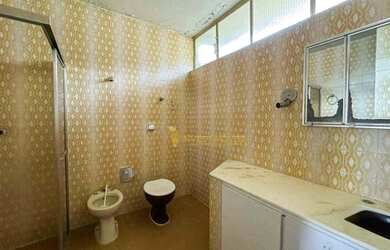 Imagem 14: Casa com com 4 quartos e 261m² para alugar