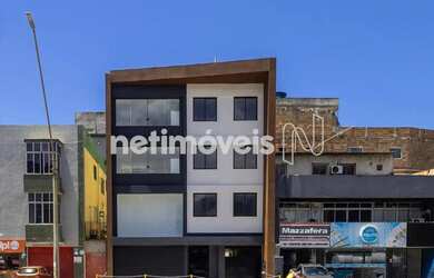 Imagem: O depósito possui 5 Vagas na garagem e 550m² de Área e está