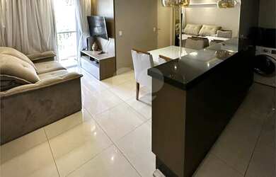 Imagem: O apartamento possui 2 Dormitórios, 2 Banheiros, 1 Vaga na