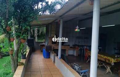 Imagem 3: Rancho com 4 suítes disponível para venda na Área Rural de Uberlândia-MG