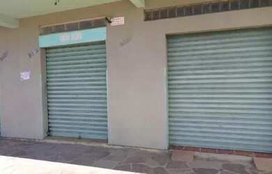 Imagem: A casa possui 3 Dormitórios, 3 Banheiros, 3 Vagas na garagem