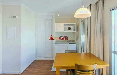 Imagem: O studio possui 1 Dormitório, 2 Banheiros, 1 Vaga na garagem