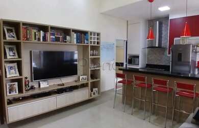 Imagem: A casa em condomínio possui 3 Dormitórios, 2 Banheiros, 2