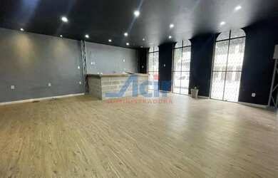 Imagem: O depósito possui 172m² de Área, Imóvel novo e está localizado