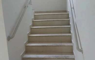 Imagem: O apartamento e possui 2 Dormitórios, Suítes, 1 Banheiro