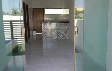 Imagem: A casa em condomínio possui 2 Dormitórios, 2 Banheiros, 57m²