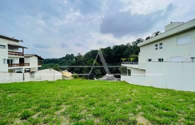 Imagem: O terreno possui 580m² de Área e está localizado em Bragança