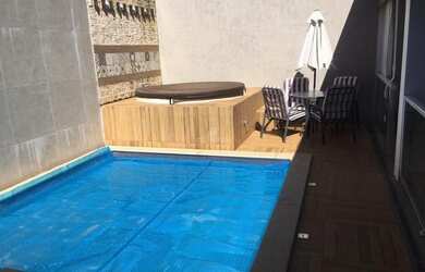 Imagem: A casa em condomínio possui 3 Dormitórios, 5 Banheiros, 2