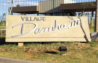 Imagem: O terreno possui 275m² de Área e está localizado em Village