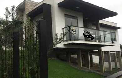 Imagem: A casa possui 2 Dormitórios, 2 Banheiros, 1 Vaga na garagem