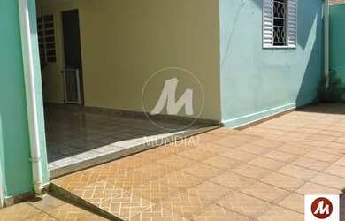 Imagem: A casa possui 4 Dormitórios, 5 Banheiros, 3 Vagas na garagem