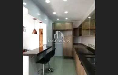 Imagem: O apartamento possui 2 Dormitórios, 2 Banheiros, 2 Vagas na